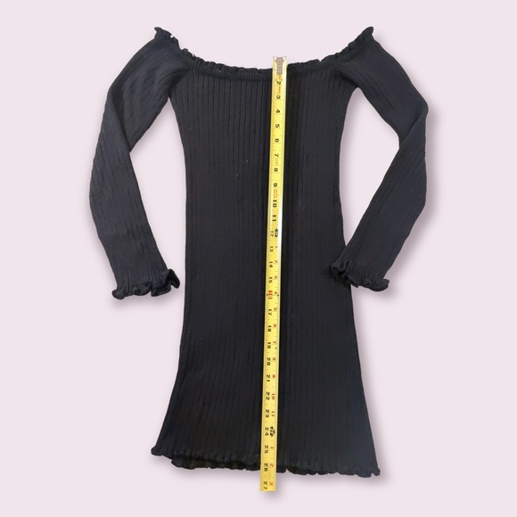 💝(3/$25) The Rockn Rev Black Ribbed Off Shoulder Dress - Picture 2 of 4
